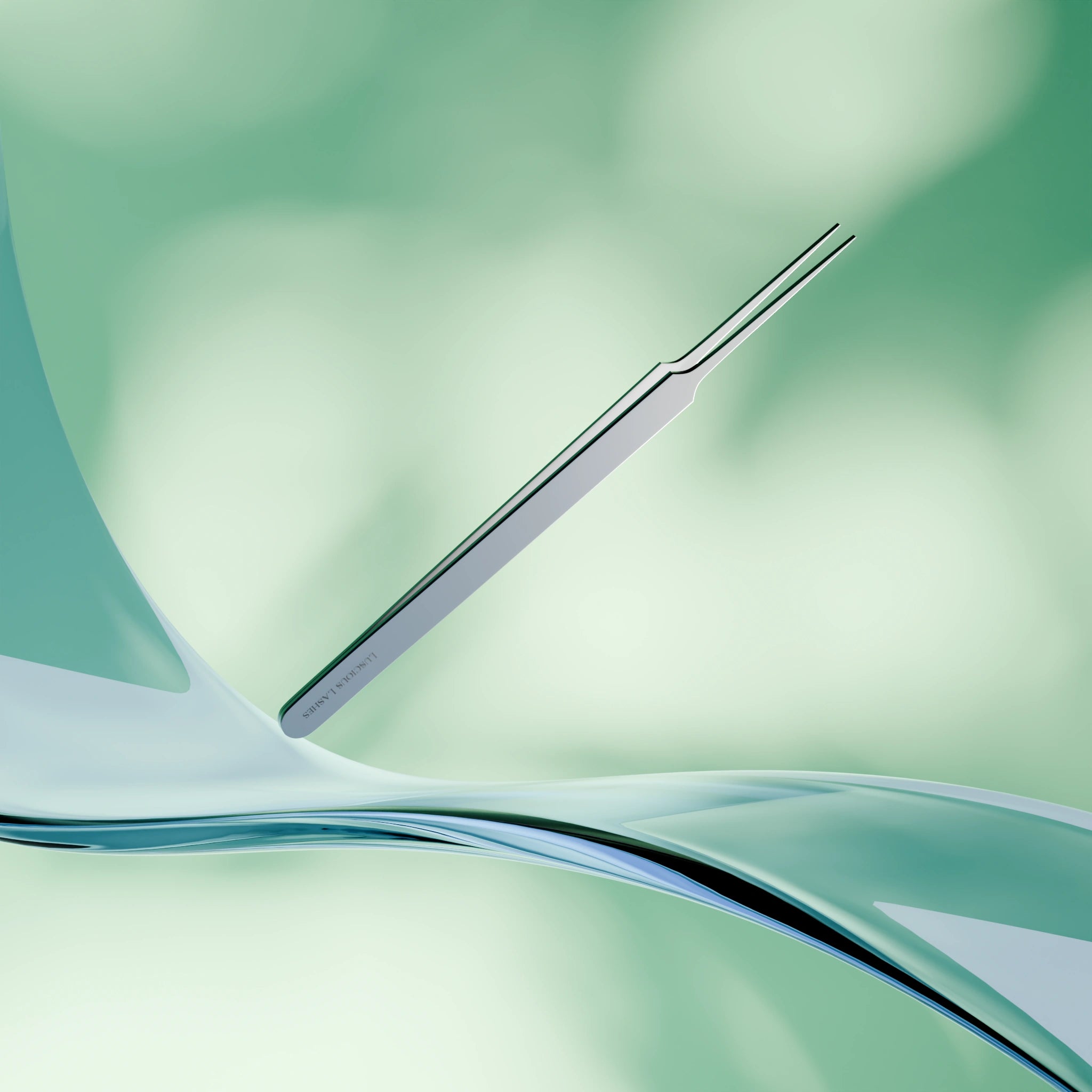 Luscious Lashes Tweezer Straight
